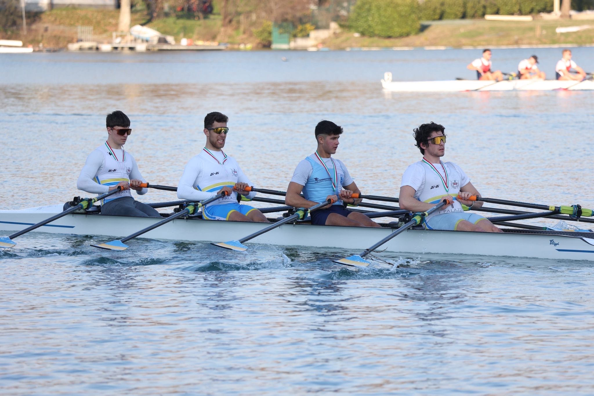 24 medaglie per la Canottieri Varese alla Prima Regata Regionale Montù