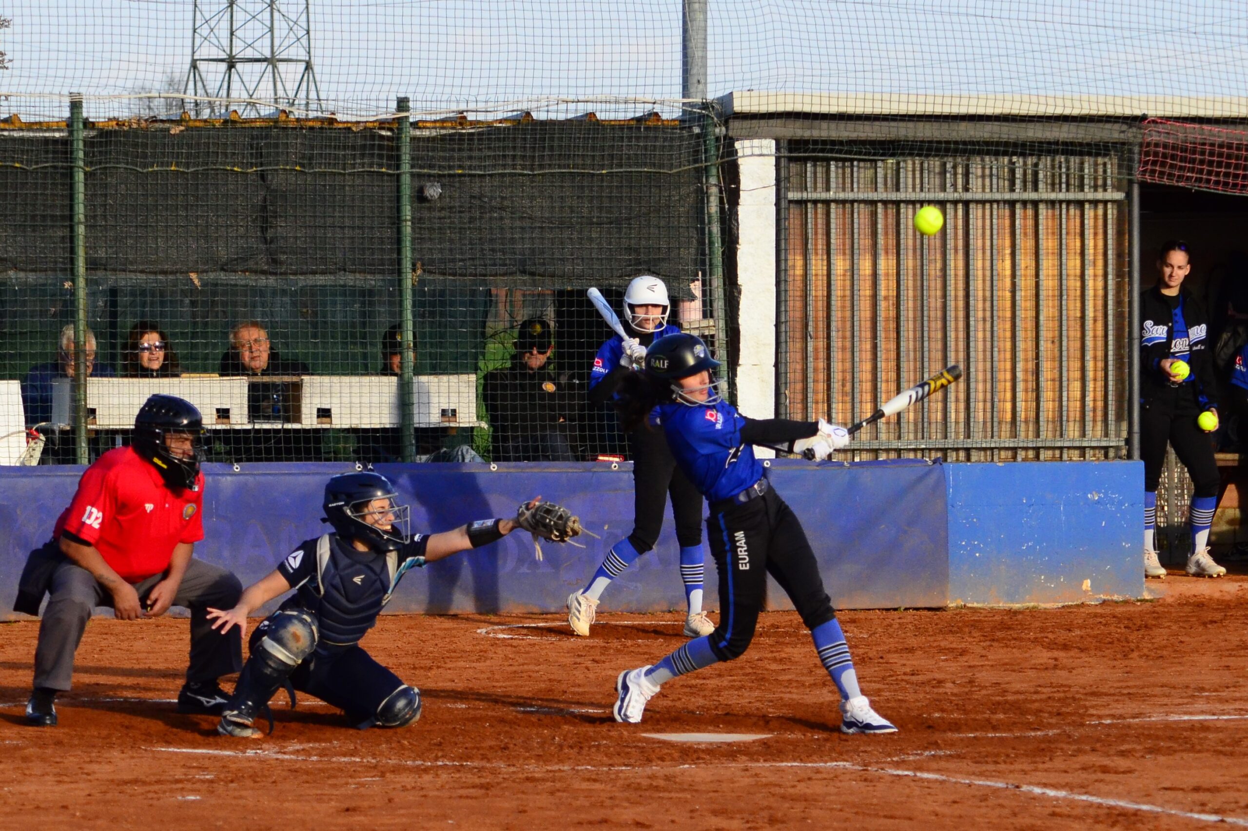Il Saronno Softball apre il campionato con un 1-1 nella doppia sfida con Colecchio