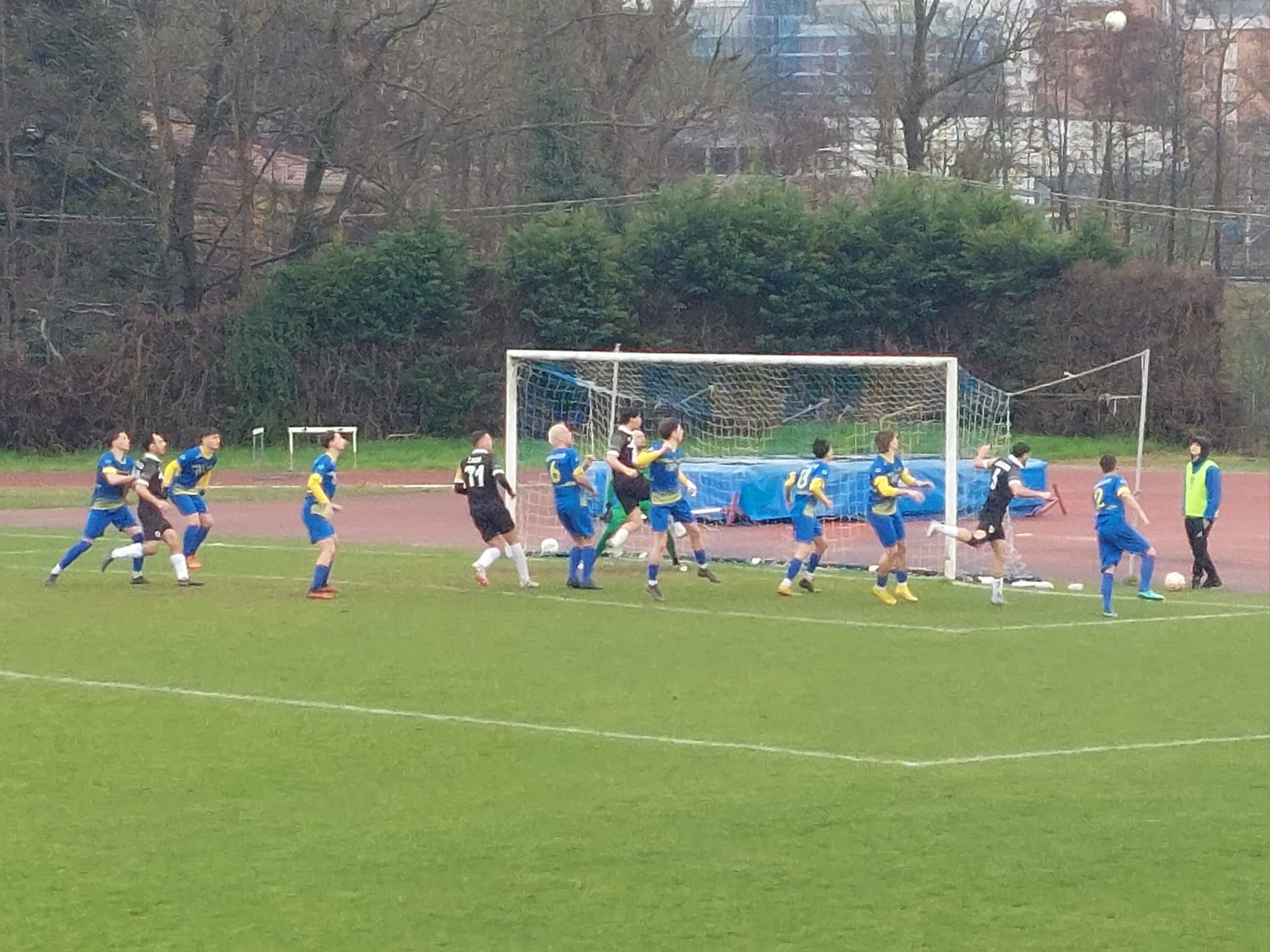 28^ – Pavia – Solbiatese finisce 1-1, la Caronnese vince e ora fa sul serio. L’Ispra pareggia, male la Vergiatese