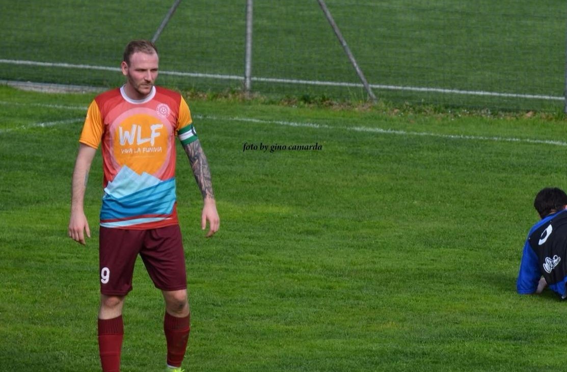 Assalto alla vetta del Brebbia, il Laveno ci crede. Capitan Frascoli: “Padroni del nostro destino. Serve tranquillità”
