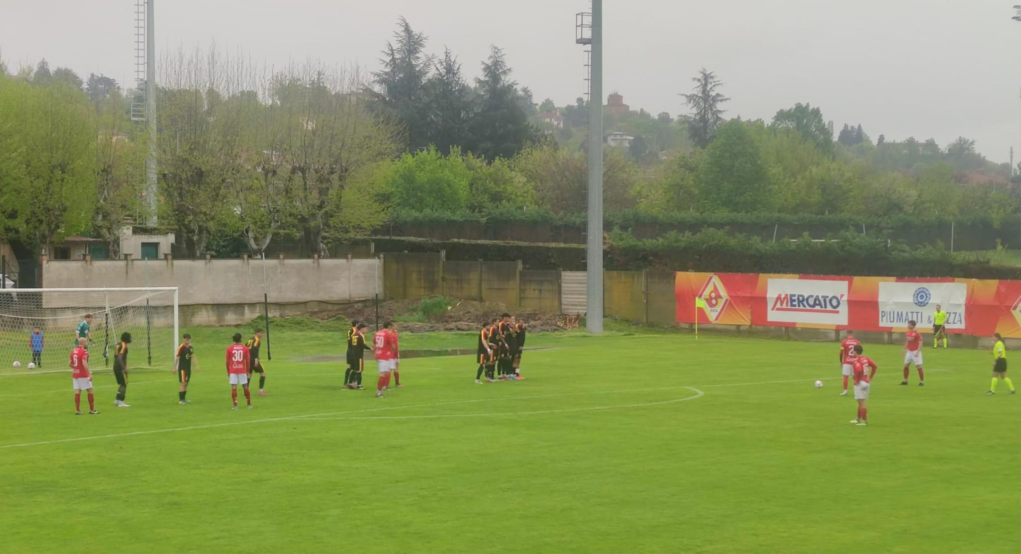 Il Bra non fa sconti, 2-1 su un Varese di cuore che chiude in nove: doppio rosso sui possibili pareggi