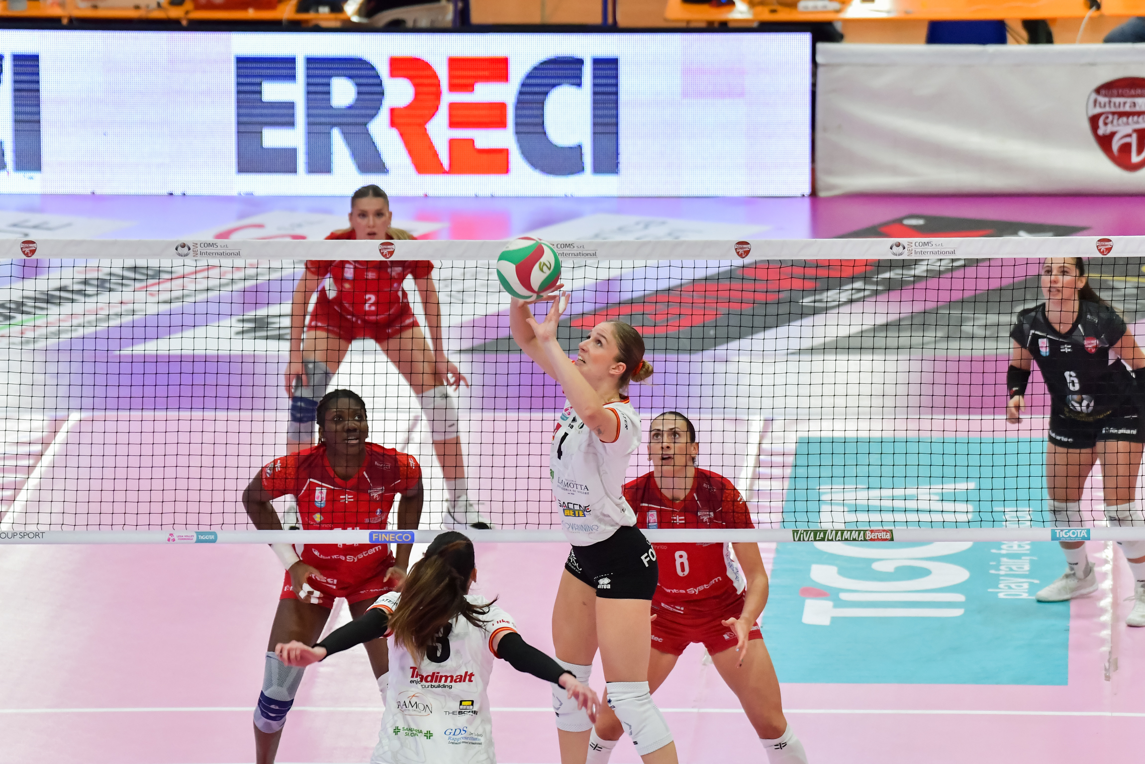 Messina rovina la festa: Futura ko 1-3 in Gara 1, ora serve l’impresa in trasferta