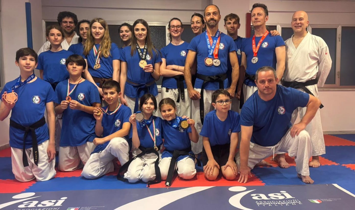 8 medaglie per il Deaishin Do Varese al Karate Black Belt, Uboldi: “Risultati che premiano il nostro livello”