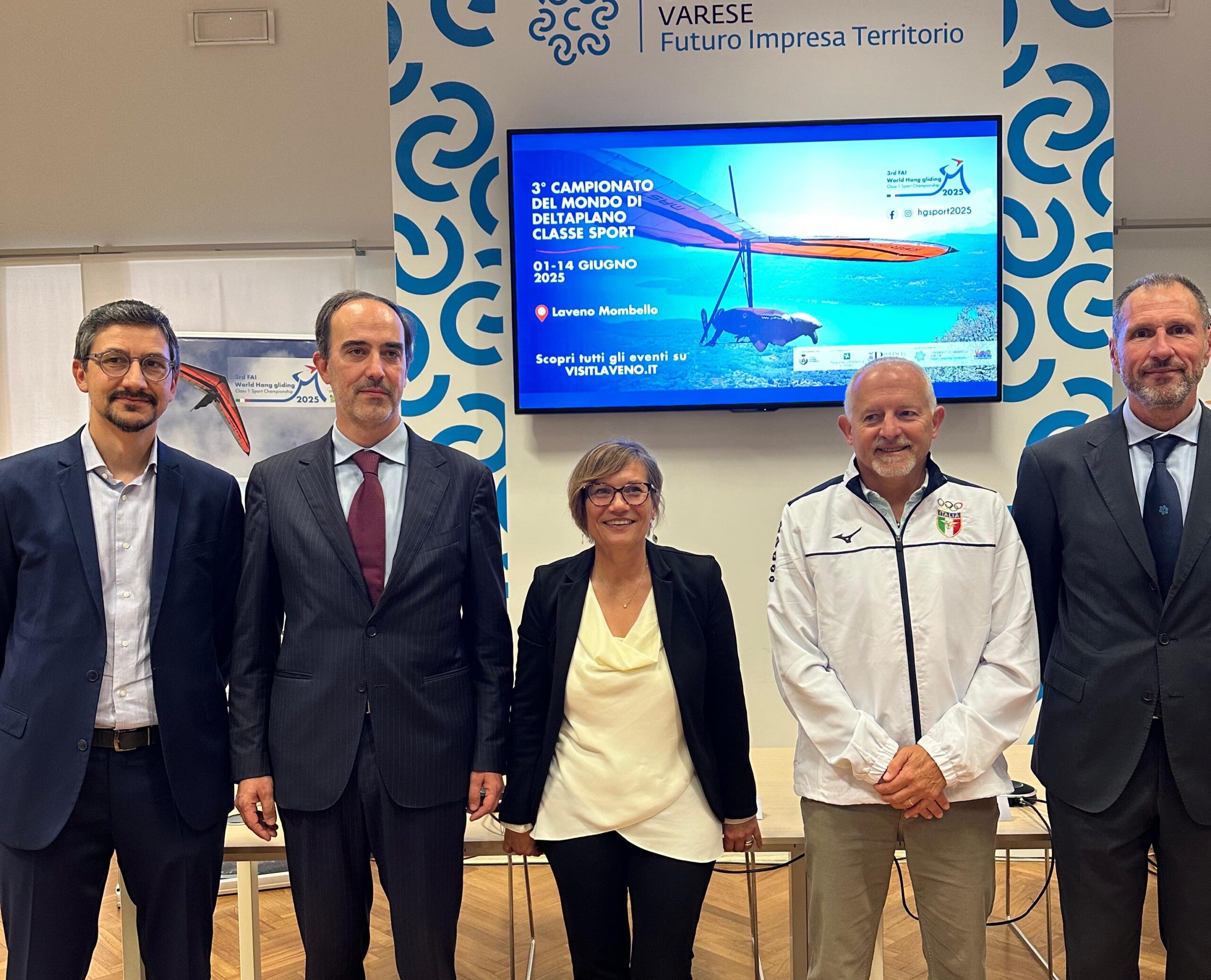 Laveno pronto al decollo: da domenica via al 3° Campionato del Mondo di Deltaplano Classe Sport