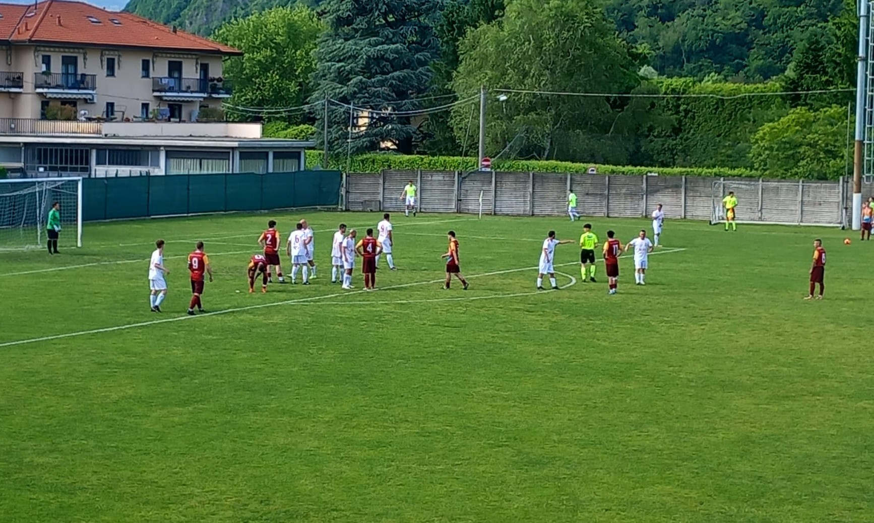 Il cuore del Laveno dice 2-2: Pol di Nova rimontata due volte nonostante l’inferiorità. Iori: “Ce la giochiamo”