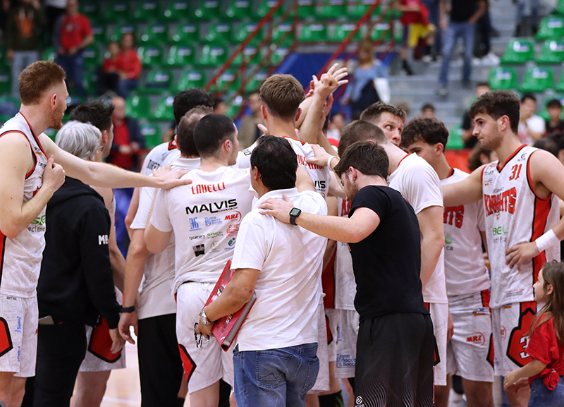 Playoff B Nazionale – Pasqualin elimina Legnano: 74-79 il finale