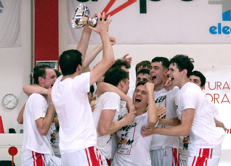 Soddisfazione Knights: Legnano vince la DR4 con l’U19. Porrati e Tamborini: “Lavoro e miglioramenti costanti”