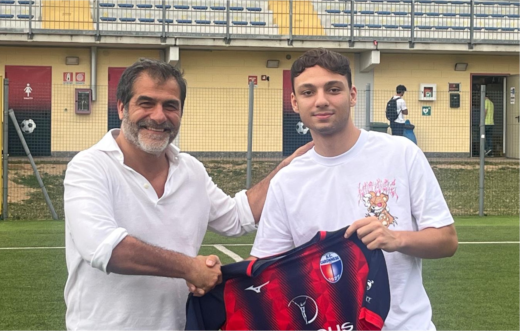Il jolly Flavio Dilernia resta a Caronno: “Ripartiamo dalla nostra identità. Puntiamo alla Serie D”