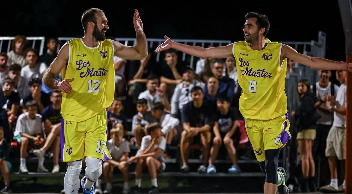 Master Cage, è iniziata la Battle Royal: Foresti-Tresso come i Blues Brothers. Vai anema e core dei Lakers