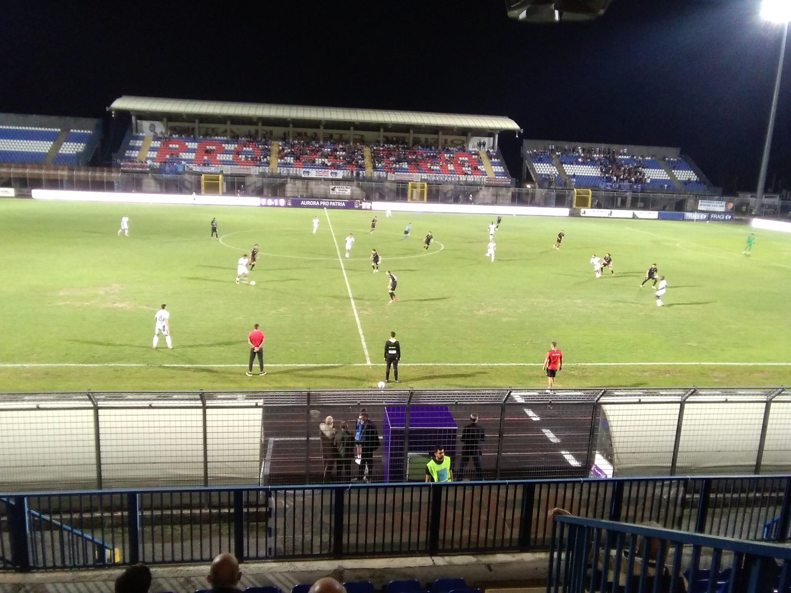 Tenera è la notte. Ma solo per la Pro Vercelli. Pro Patria ribaltata all’esordio (2-3)