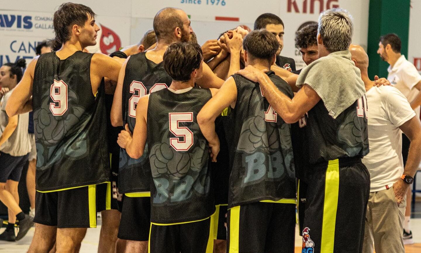 “Due colori, una squadra, una città”: il BasketBall Gallarate lancia la campagna abbonamenti 2025/2026