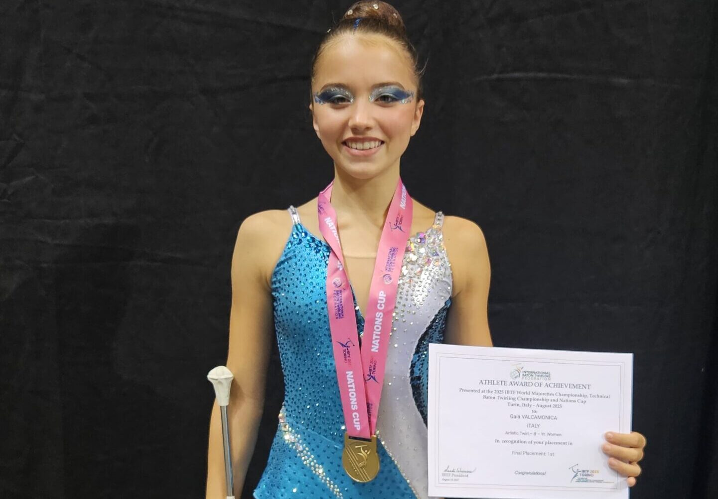 Gaia Valcamonica porta il Twirling Buguggiate sul tetto del mondo!