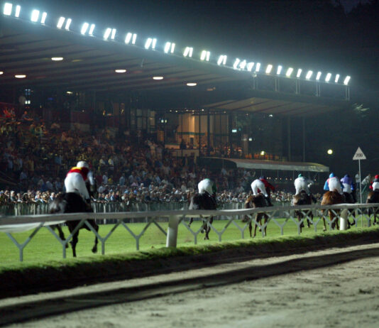 Ippodromo Le Bettole – Il Masaf premia Varese Turf & Sport per l’organizzazione delle corse