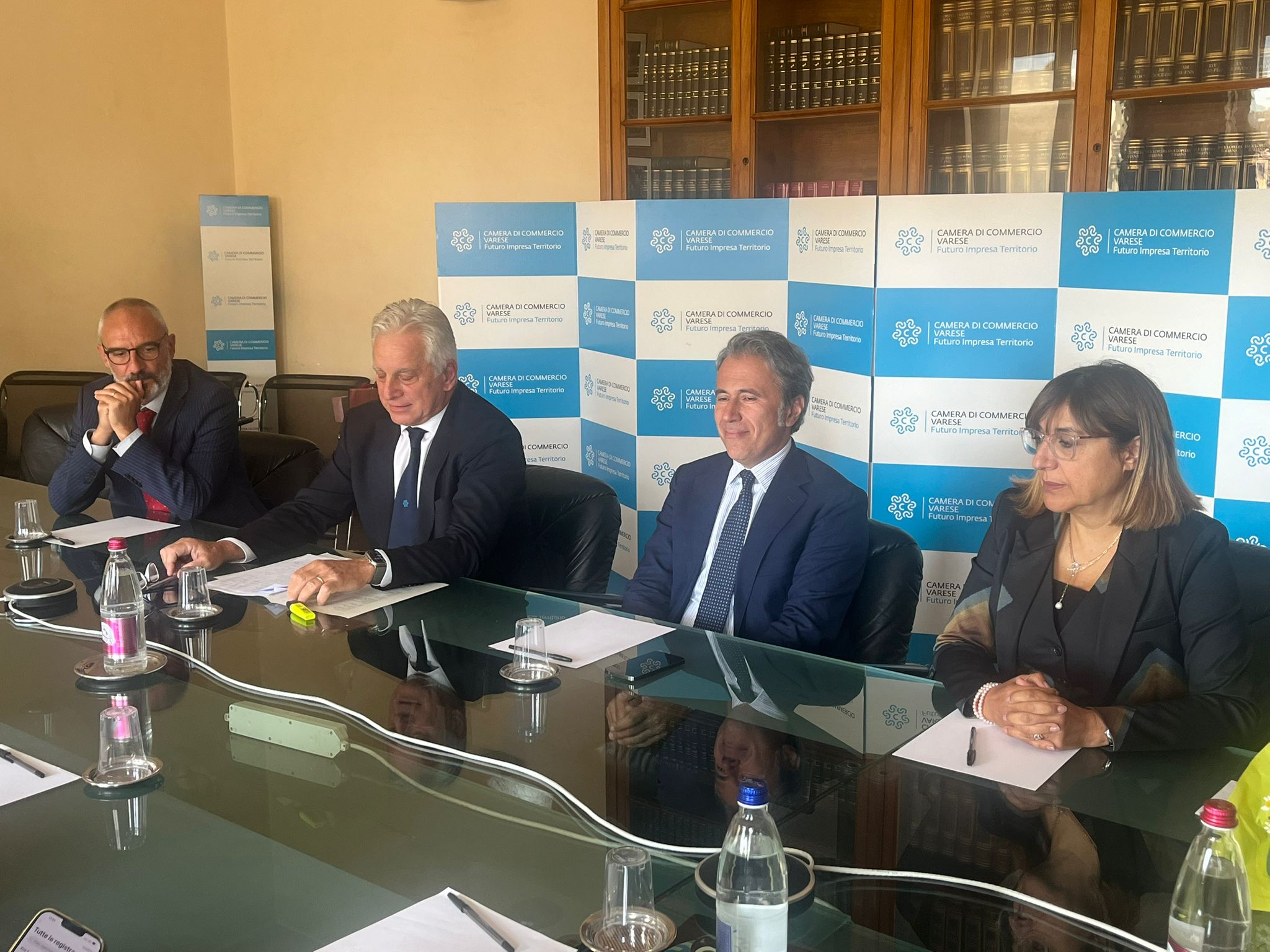 Camera di Commercio: “Serenità, gratitudine e futuro: il passaggio di testimone tra Temperelli e Deligios” – VIDEO