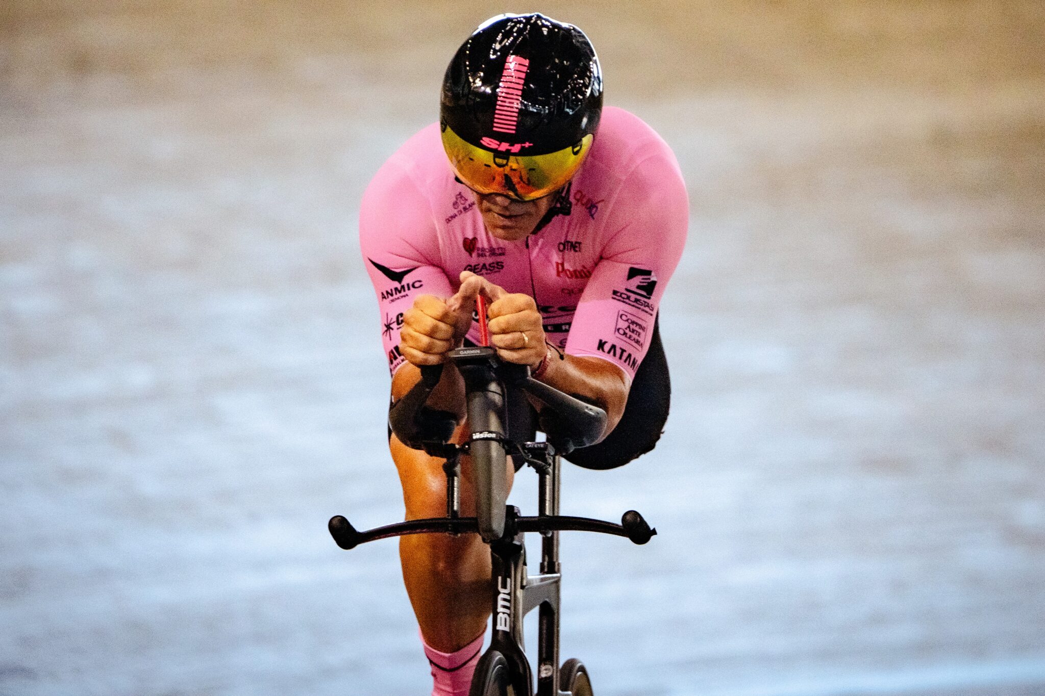 Dai record in pista alla Cambogia: una serata con Andrea Devincenzi