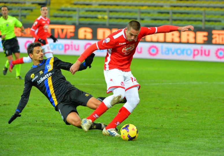 “Come Noi Nessuno Mai”: la rinascita del Parma Calcio raccontata da Nicolò Fabris