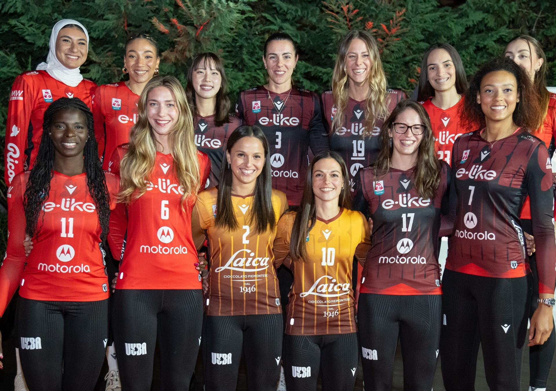 Red carpet, maglie nuove e un debutto da urlo: ecco la UYBA 25-26 – VIDEO