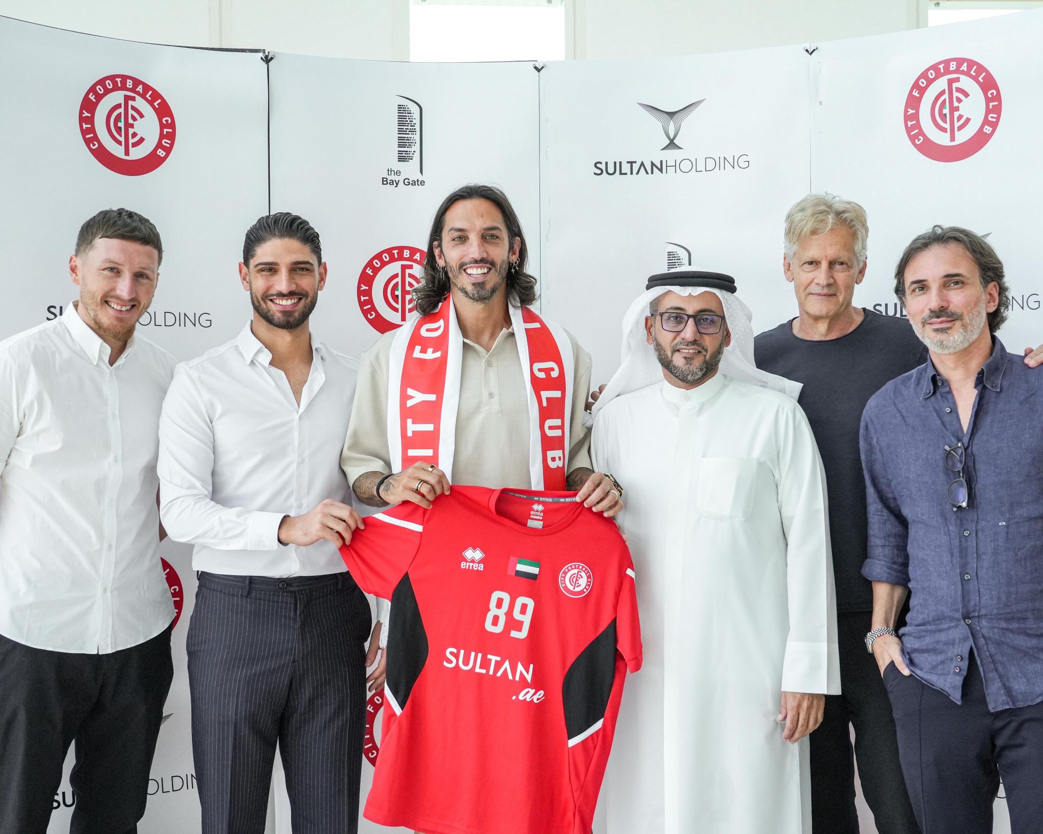 Un po’ di Varese nel Colpo Dubai City FC: firmato l’ex Inter Schelotto. Gemellaggio con il Paradiso grazie a Lazaar