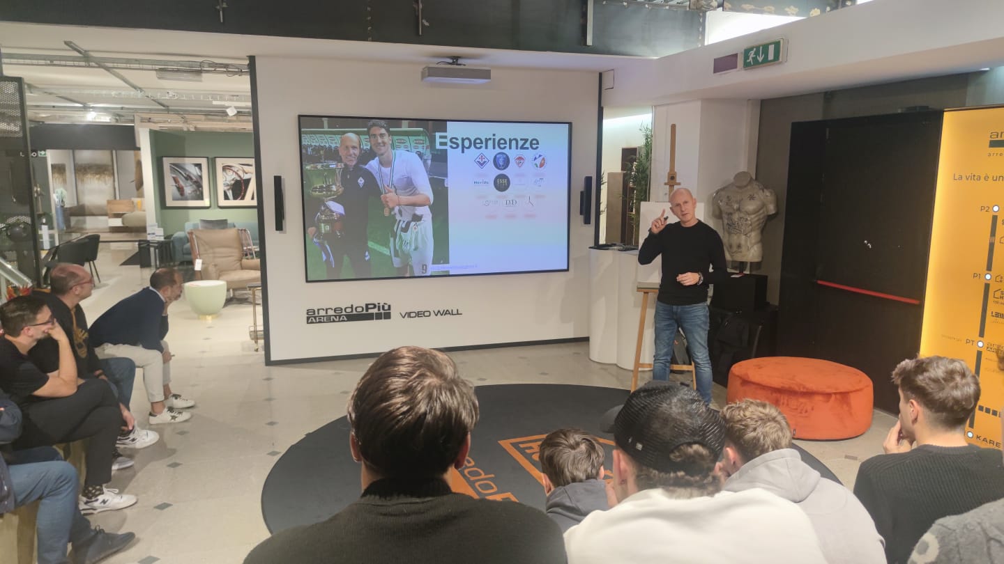 Cos’è la vittoria? Unghero parla a cuore, testa e anima con il suo “Play to Win”