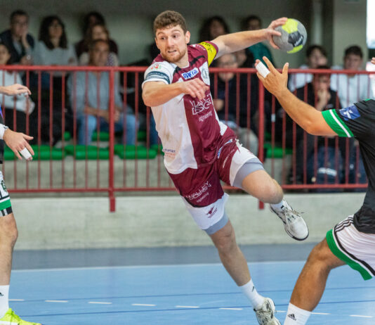 Moretti e Volarevic lanciano la Pallamano Cassano Magnago: Chiaravalle ko 15-19