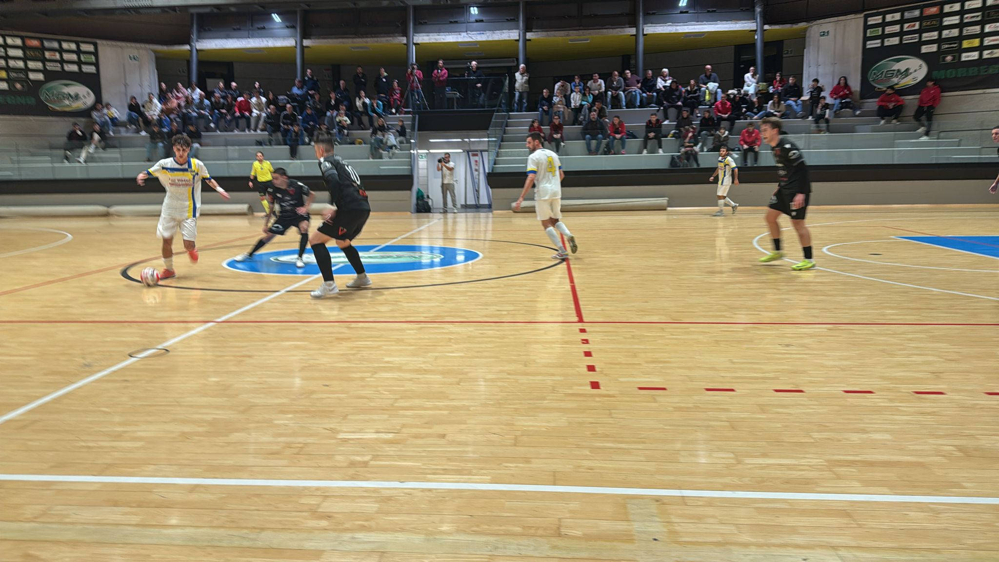Beffa Futsal Varese, la Derviese pareggia all’ultimo respiro: 2-2. Intini: “Ci manca la parte più decisiva”