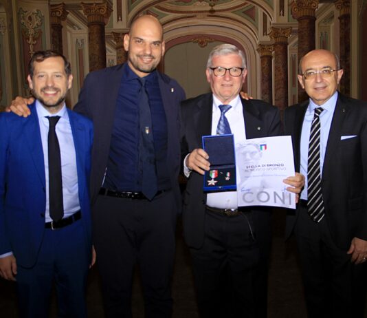 Cittiglio, dove l’Italia del ciclismo cresce. Minervino insignito della Stella di Bronzo al Merito Sportivo del CONI