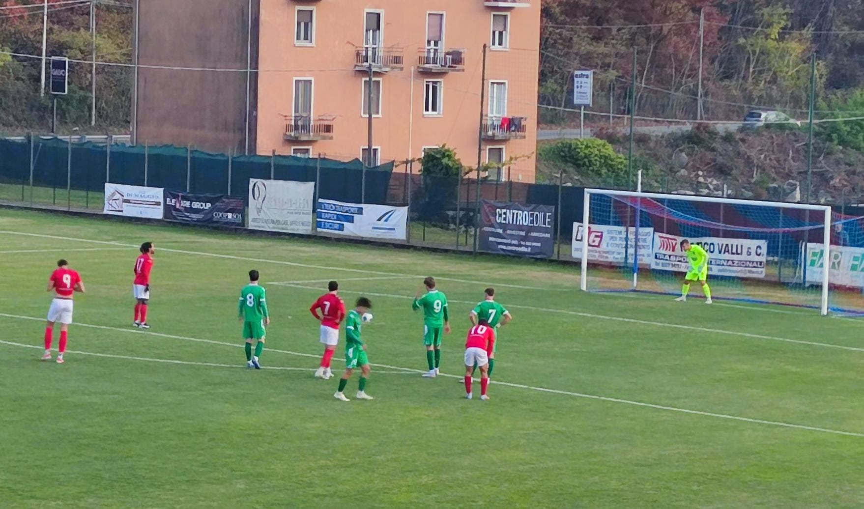 Il Varese esce a testa bassa tra i fischi della Curva: il Gozzano se la ride 3-1