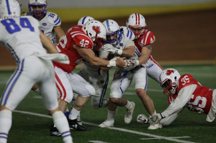 Italia-Canada, spettacolo al Vigorelli: gli Azzurri cedono di misura (17-20), ma entusiasmano uscendo tra gli applausi