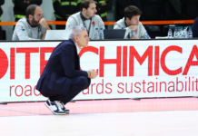 Kastritis: “Pressione come stimolo per fare una grande partita. Ritmo, rimbalzi e transizioni difensive le chiavi del match”