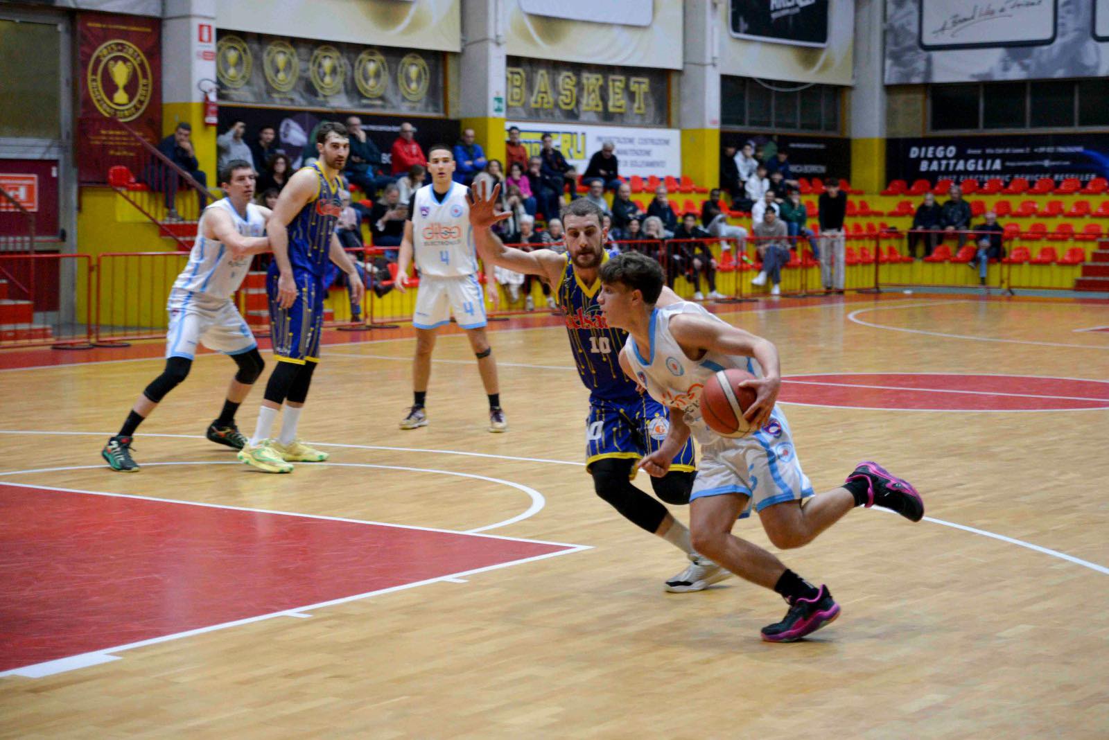 10^ B Interregionale – Maruca guida Gazzada alla vittoria: Saronno ko 74-83