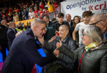 Facce da…derby: la fotogallery dei tifosi di Pallacanestro Varese – Cantù 91-82