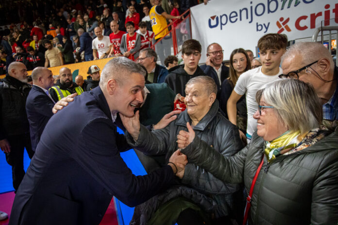 Tifosi pall.va cantù 23