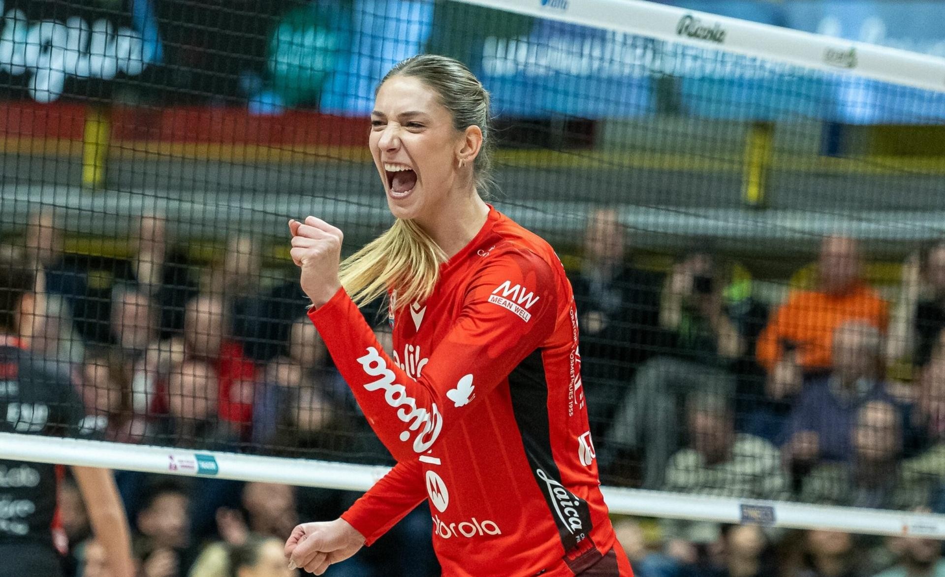Derby di fuoco per la UYBA all’Allianz Cloud, coach Barbolini: “Vogliamo mettere in difficoltà Milano”