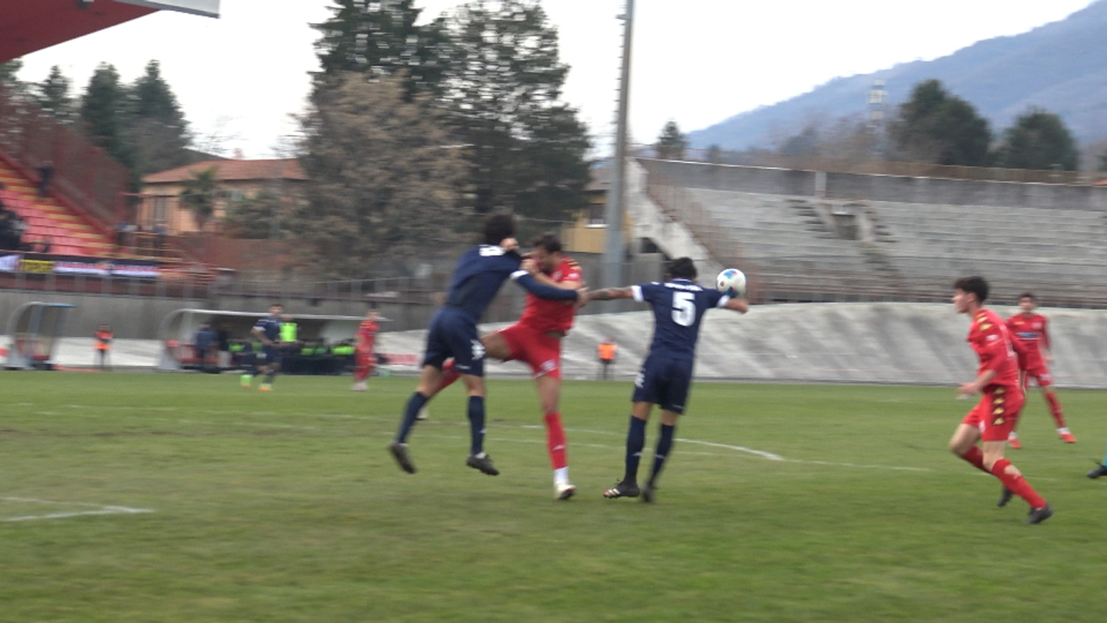 I social post Varese-Celle Varazze: “Era rigore: e allora? Squadra mediocre e senz’anima. Sarà una stagione noiosa”
