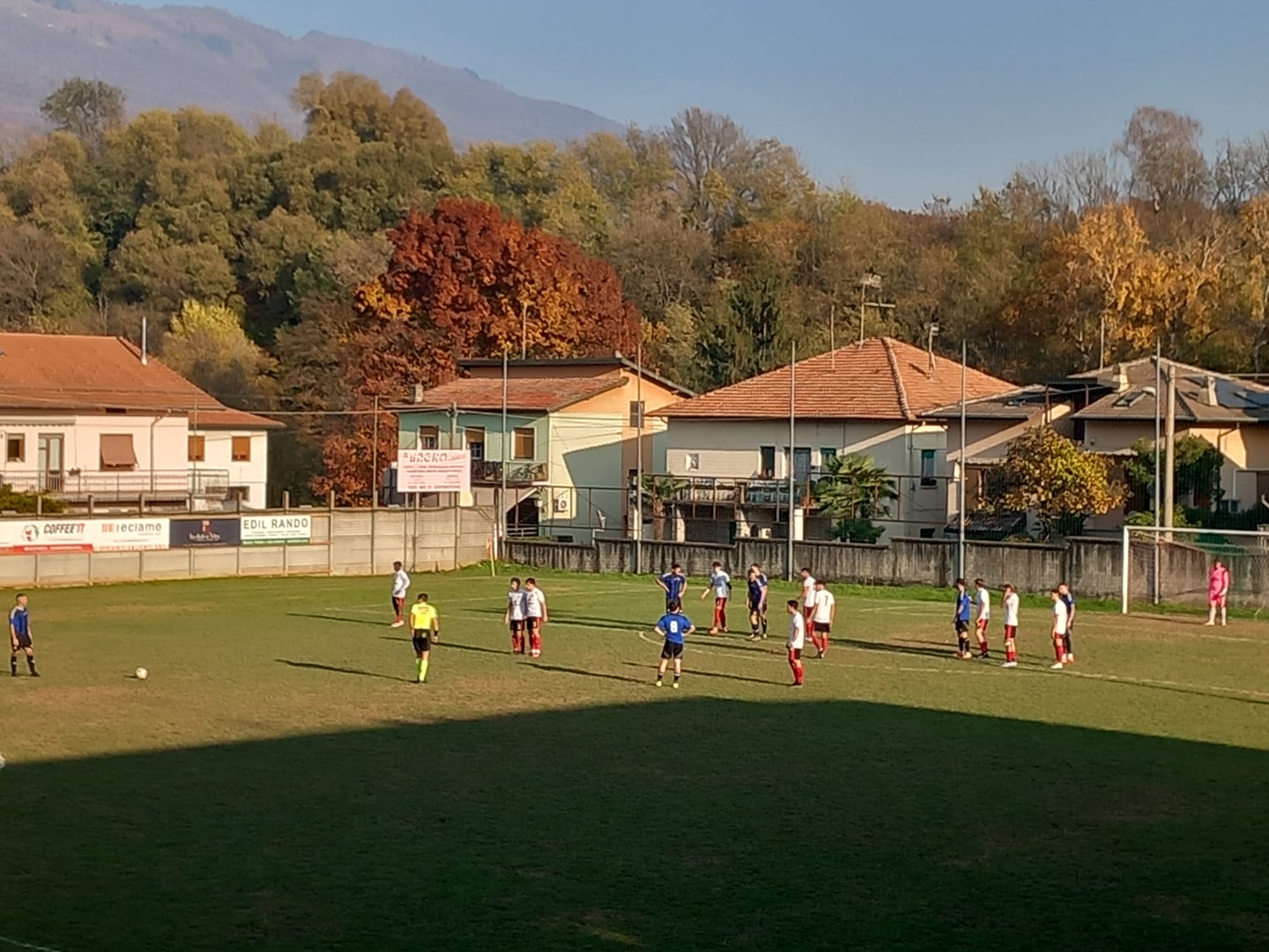 Gli appuntamenti calcistici del weekend varesotto – Solbiatese a Legnano d’anticipo, domenica scoppiettante