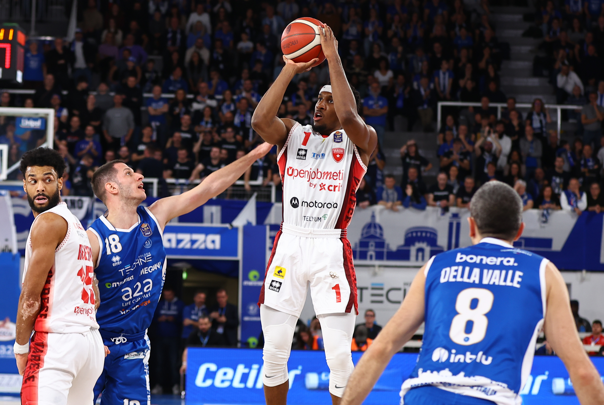 Pallacanestro Varese, come Stewart ti cambia la vita: “Subito integrato, con Trieste sarà importante vincere gli 1vs1”