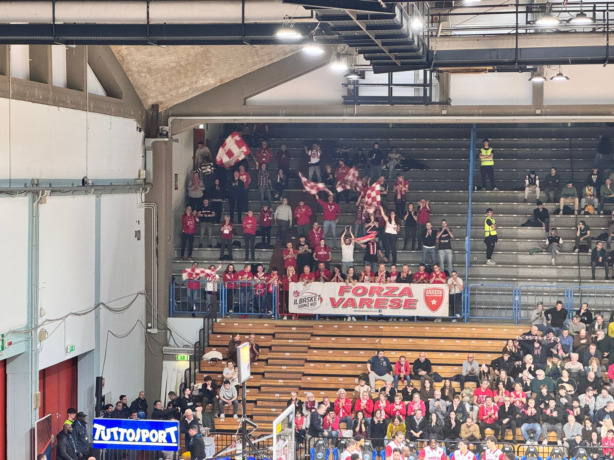 I social post Cremona-Varese: “Questa è la squadra che vogliamo! Bravo Stewart, Freeman un disastro”