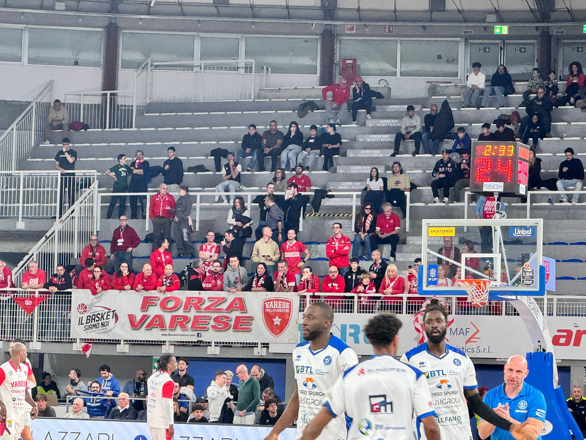 I social post Brescia – Varese: “Bravi lo stesso, giocando così ci salviamo. Via Freeman”