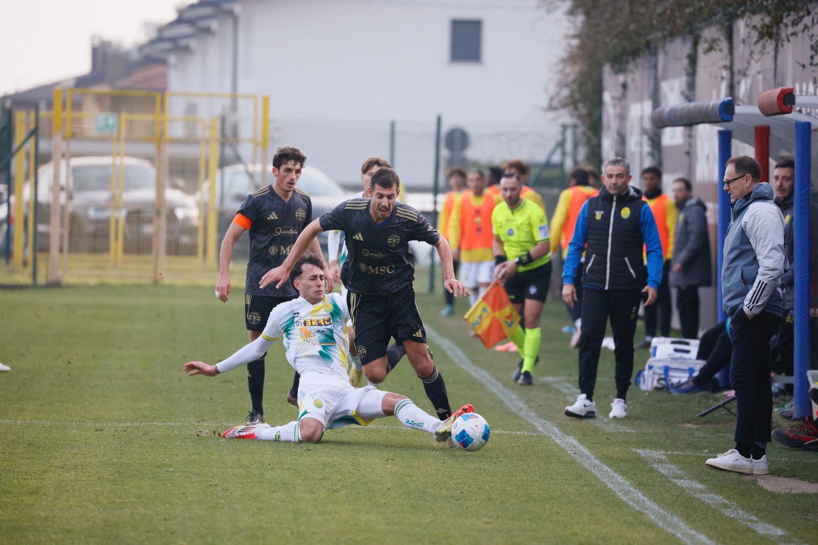 L’ex Mauri punisce la Varesina al 90′: il Caldiero sbanca Venegono (1-2). Incubi di Natale per le Fenici