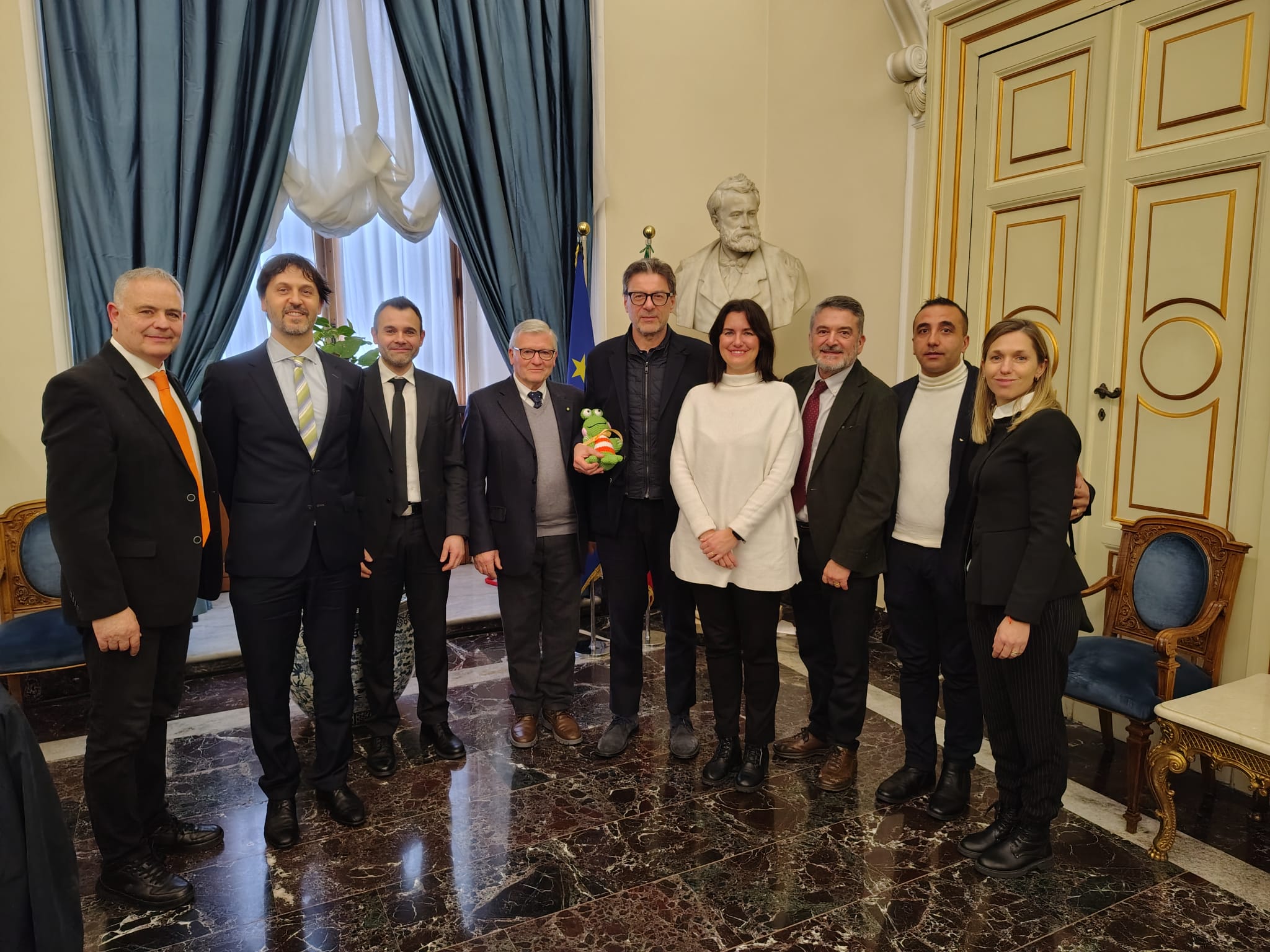 Il Trofeo Alfredo Binda incontra il Ministro Giorgetti: valorizzazione di sport, territorio e giovani