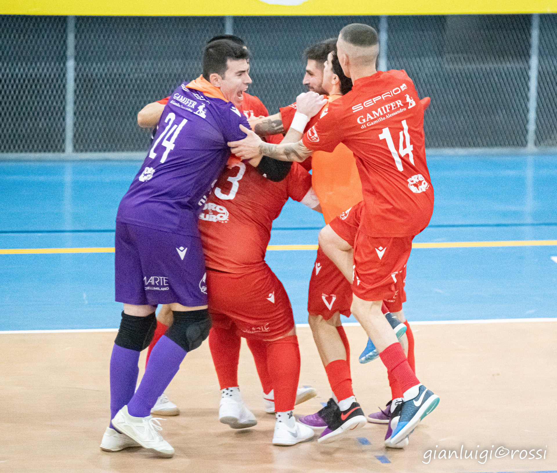 Futsal Varese, tre punti a peso d’oro: Derviese ko 2-1. Intini: “Bravi a rimanere in partita fino all’ultimo”