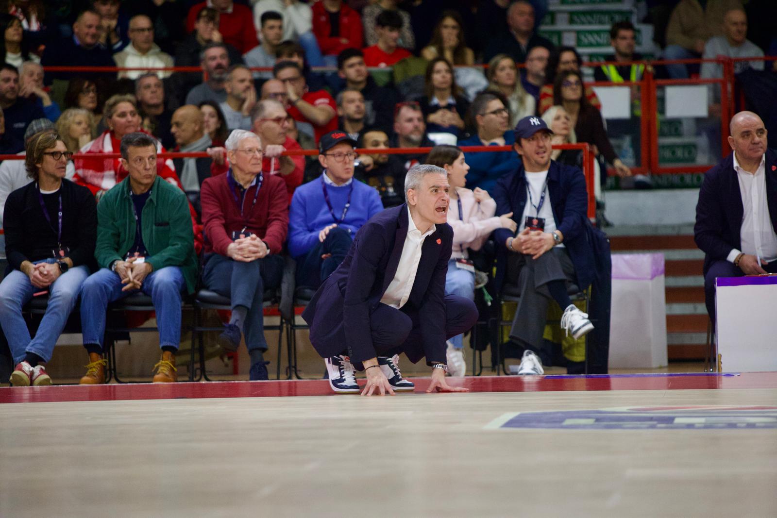 La Pallacanestro Varese, il gioco dell’oca e quella spirale di mediocrità da cui probabilmente non si uscirà nemmeno quest’anno