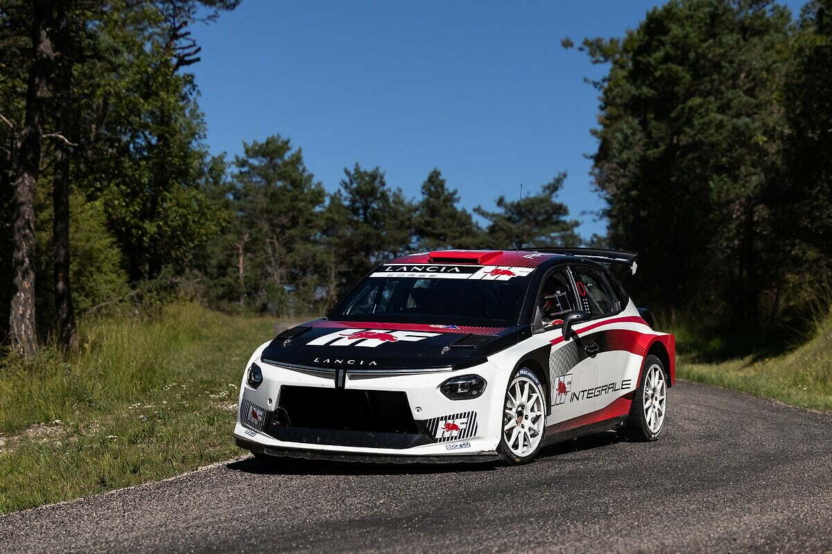 Rally dei Laghi: Crugnola, al debutto nazionale con la Lancia Ypsilon Rally2, punta alla quinta vittoria
