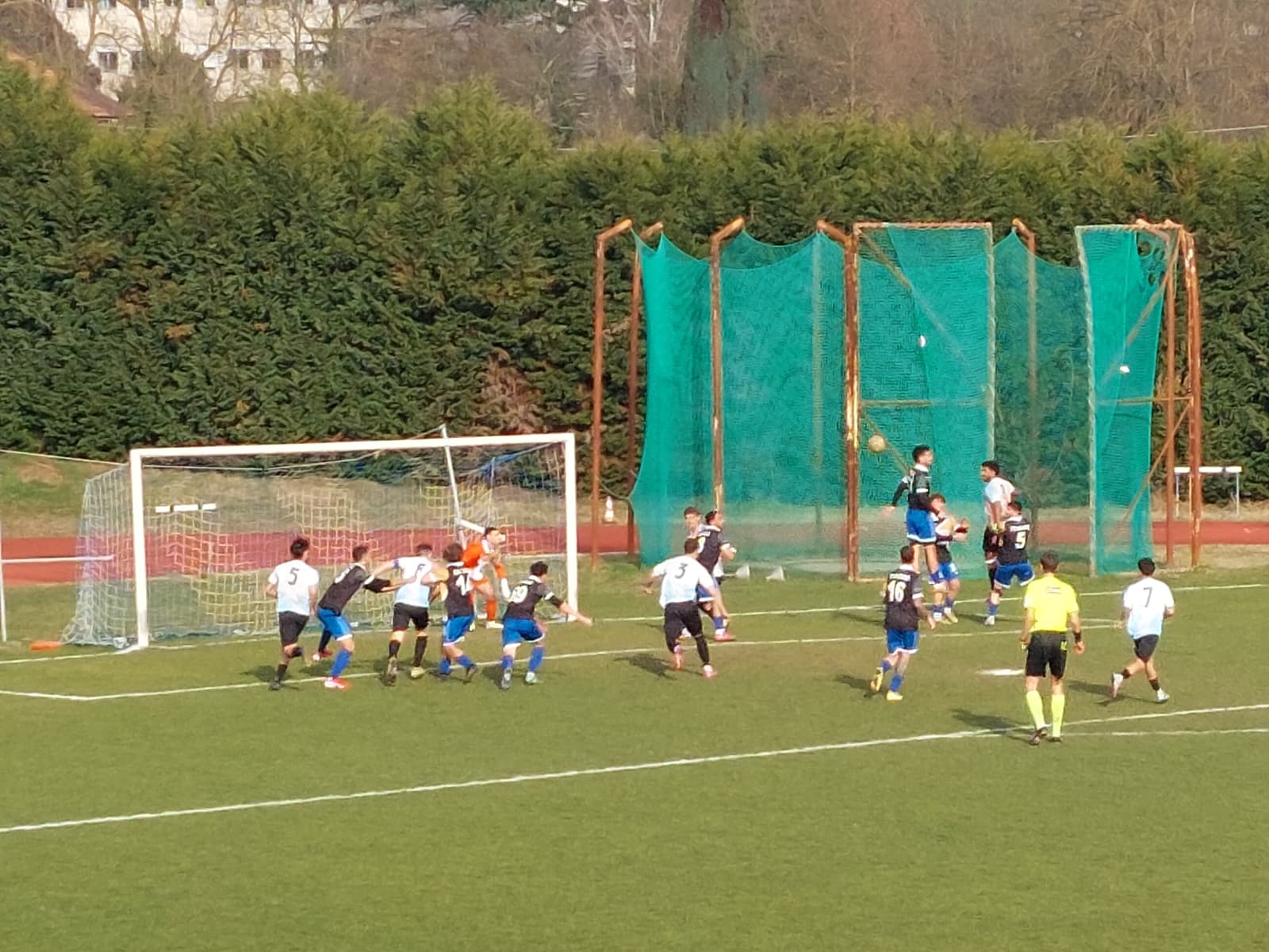 25^ – Vince la Besna in casa col Magenta: 2-0. Derby varesotto alla Caronnese, 2-1 con la Vergiatese