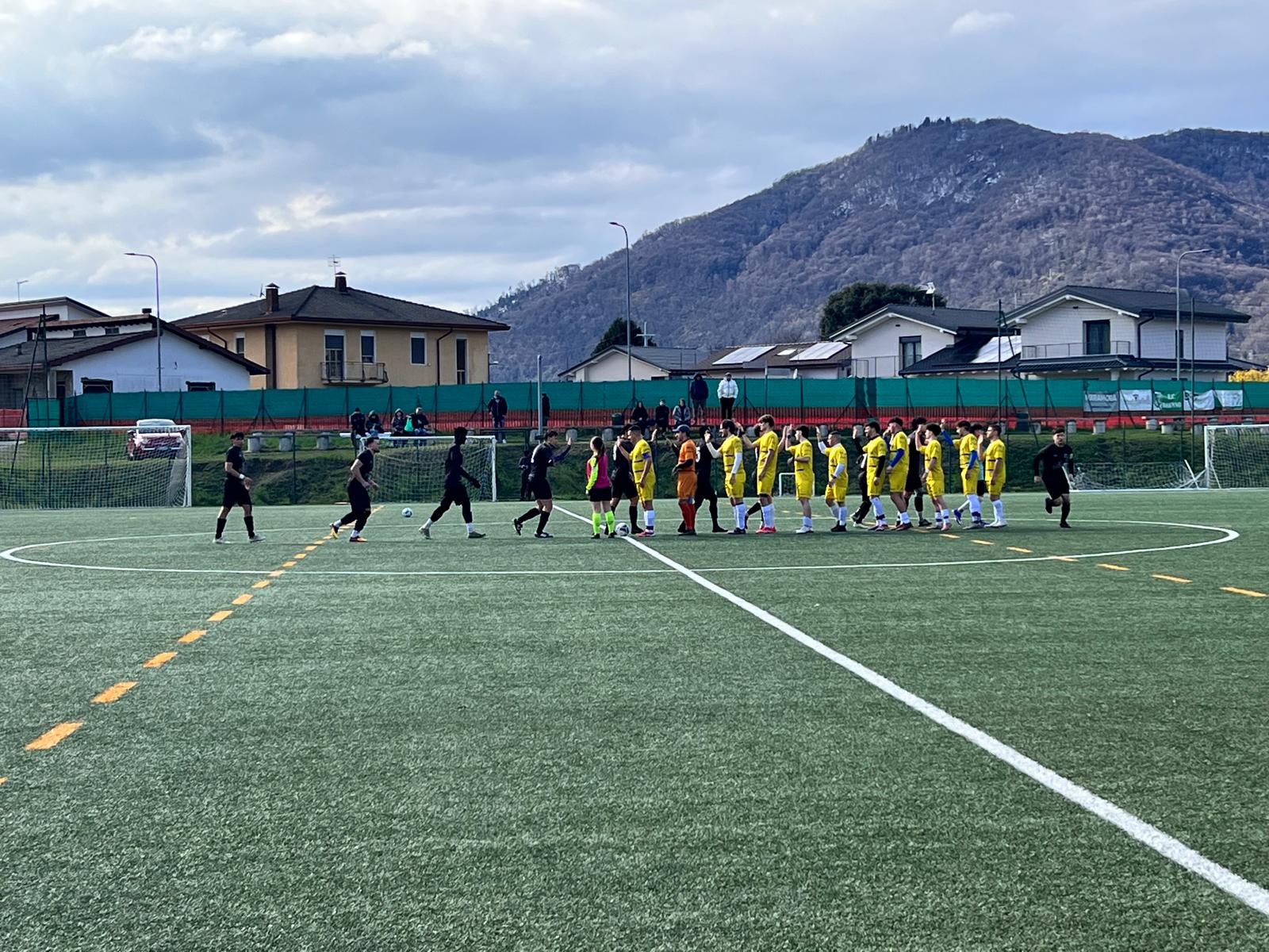 23^ – Derby al Monate! Il Cerbis cade con l’Azzurra, il Ponte Tresa ne approfitta. La Ternatese non sbaglia