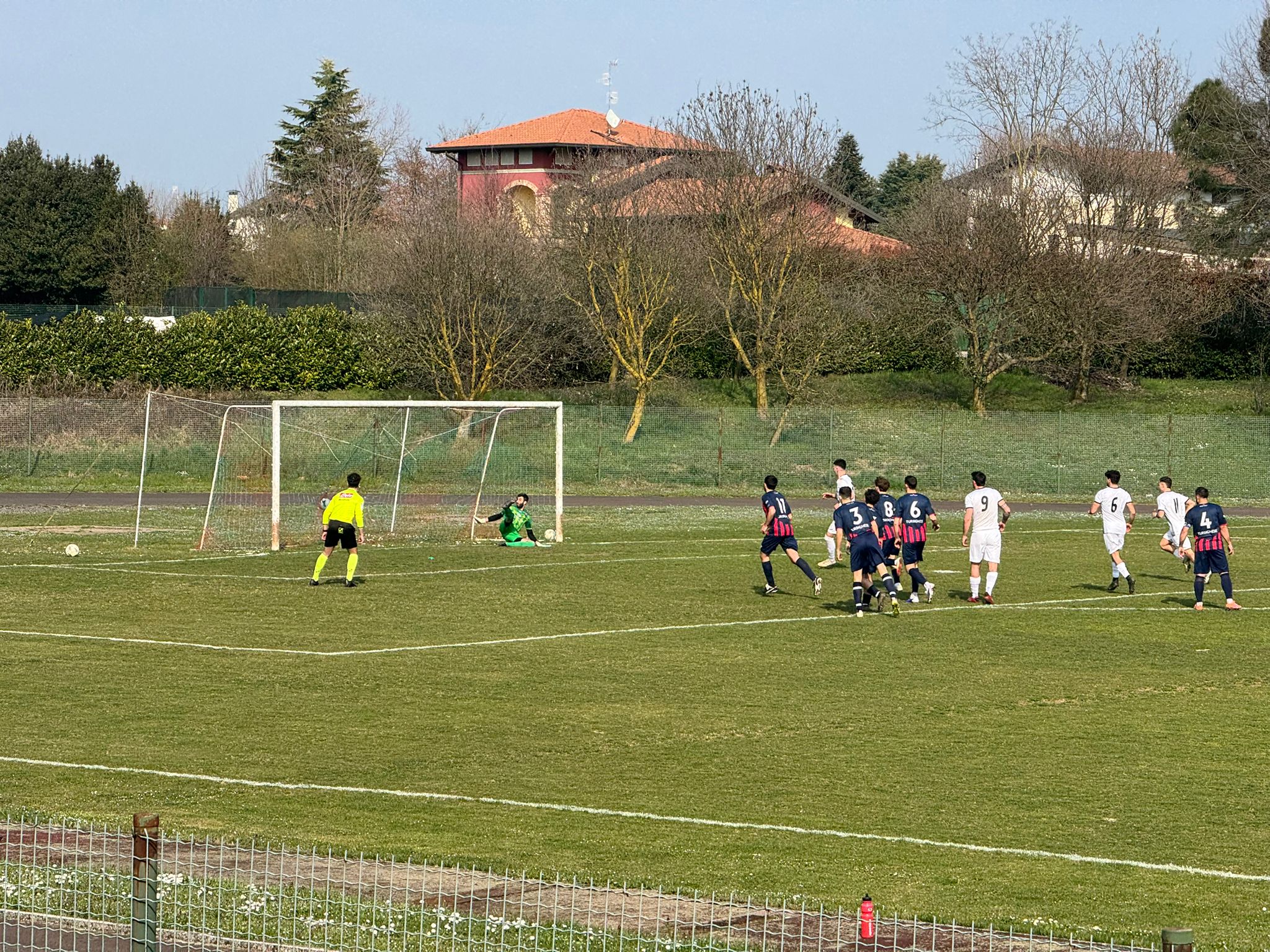 24^ – Per l’Antoniana un 3-0 da playoff. Academy Uboldo avanti tutta, Valle Olona a reti bianche. Colpo Cassano, Marnate ko
