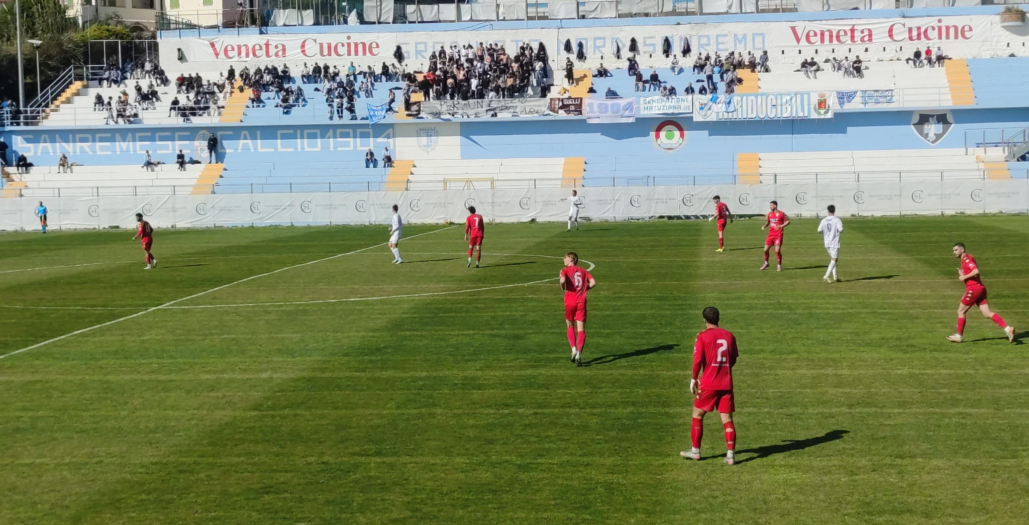 Le pagelle – Il miglior Qeros della stagione non basta. Varese promosso, ma senza gol