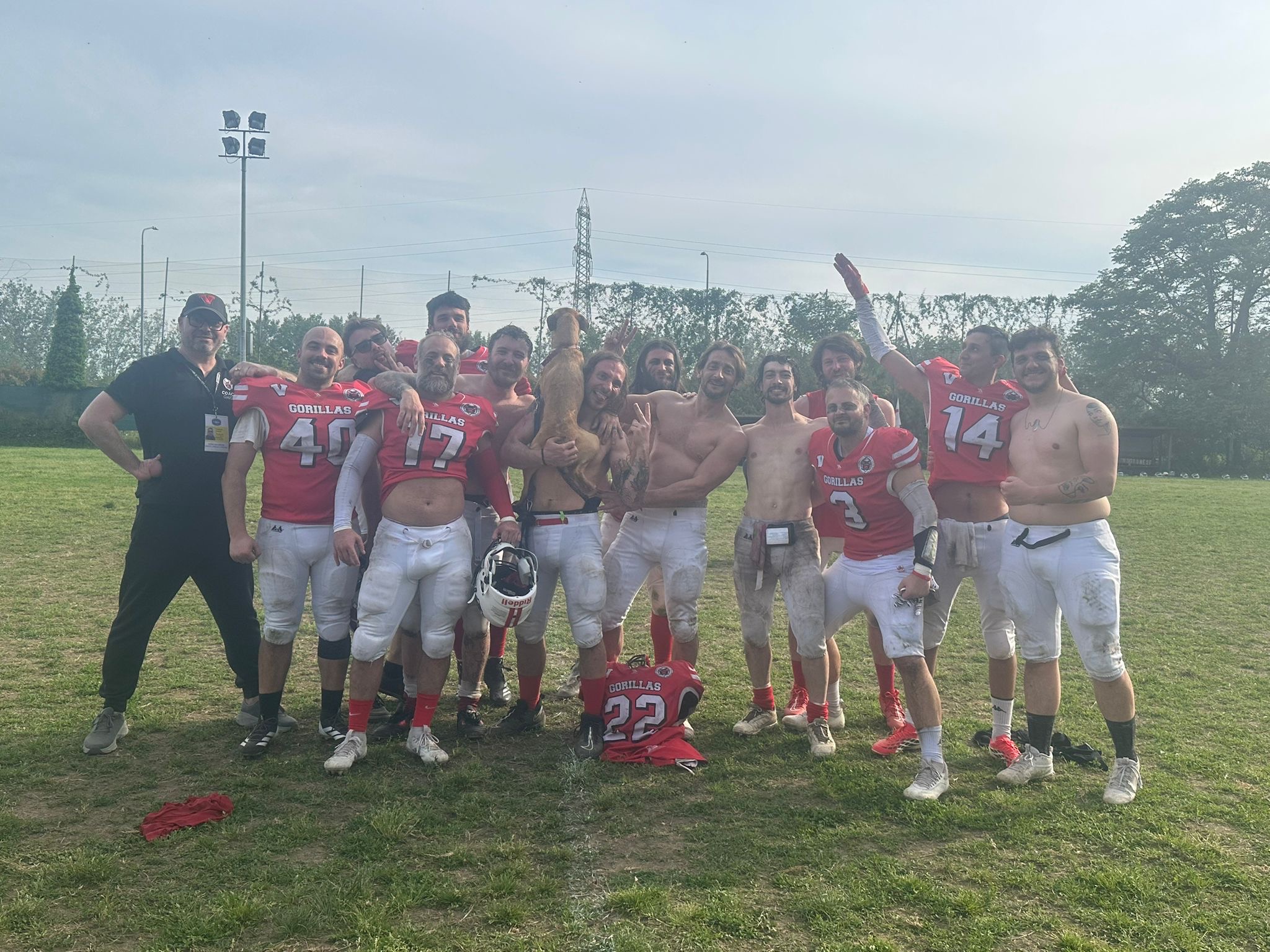 9FL – Rimonta da urlo dei Gorillas: Varese espugna Milano (30-34) con un finale thriller e rilancia la corsa playoff