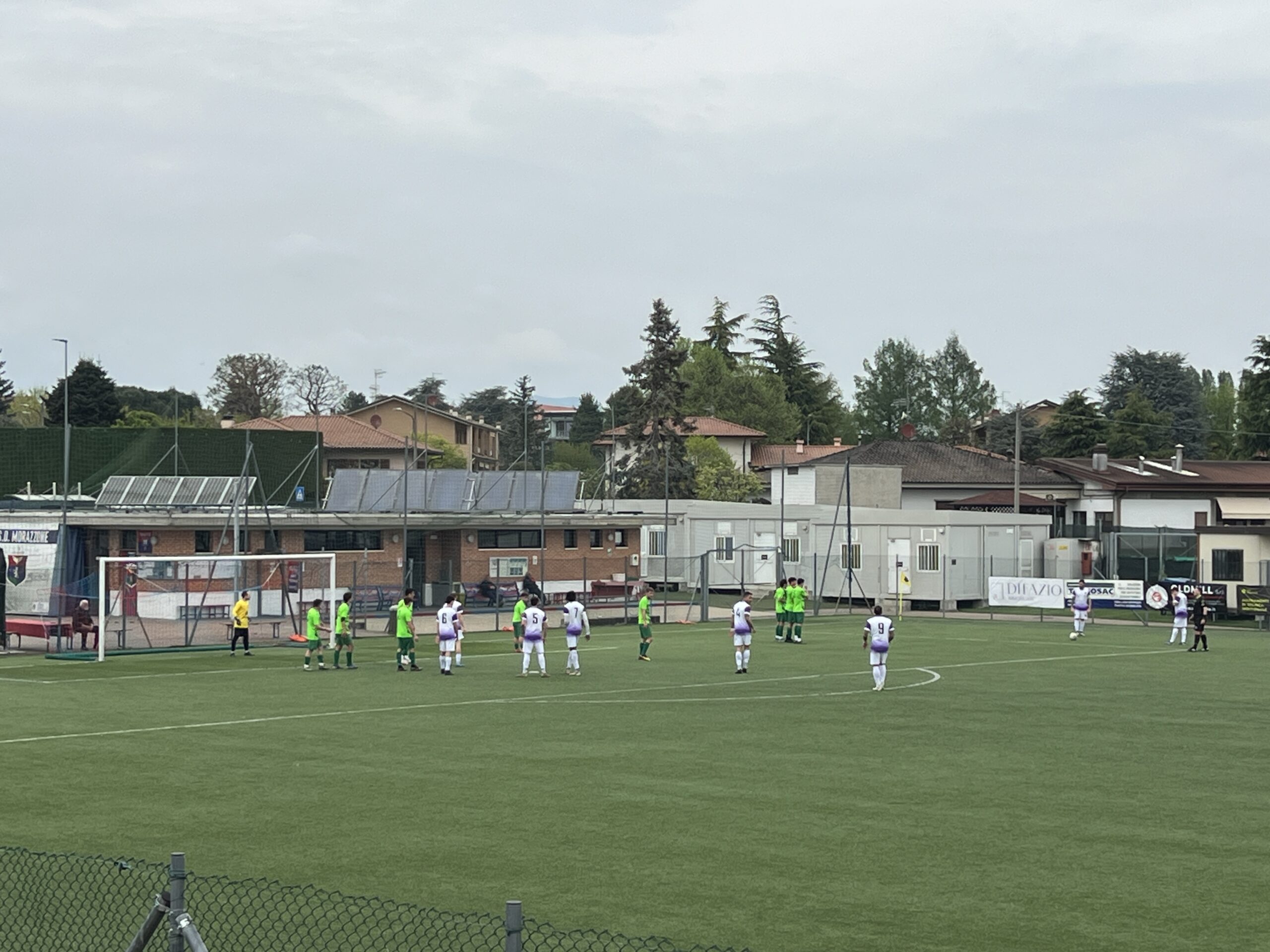 Valcuviana all’ultimo respiro, il Caravate accarezza il colpaccio: 2-1