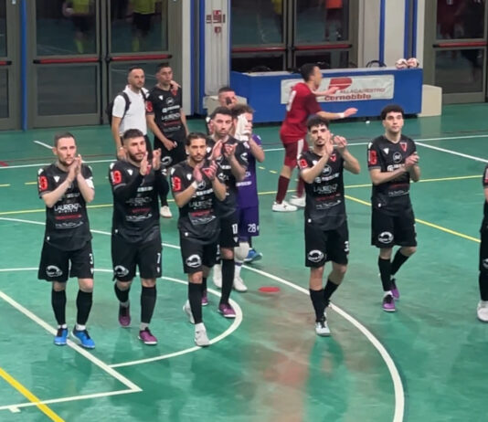 Futsal Varese, il primo atto playoff se lo prende il Cometa: 4-3. “Pochissimi sbavature, siamo vivi”